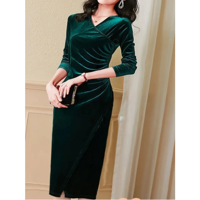 MARSiLYAN- Kadın Uzun Kollu Kruvaze Yakalı Yandan Büzgülü önden çapraz Detaylı Midi Kadife Elbise