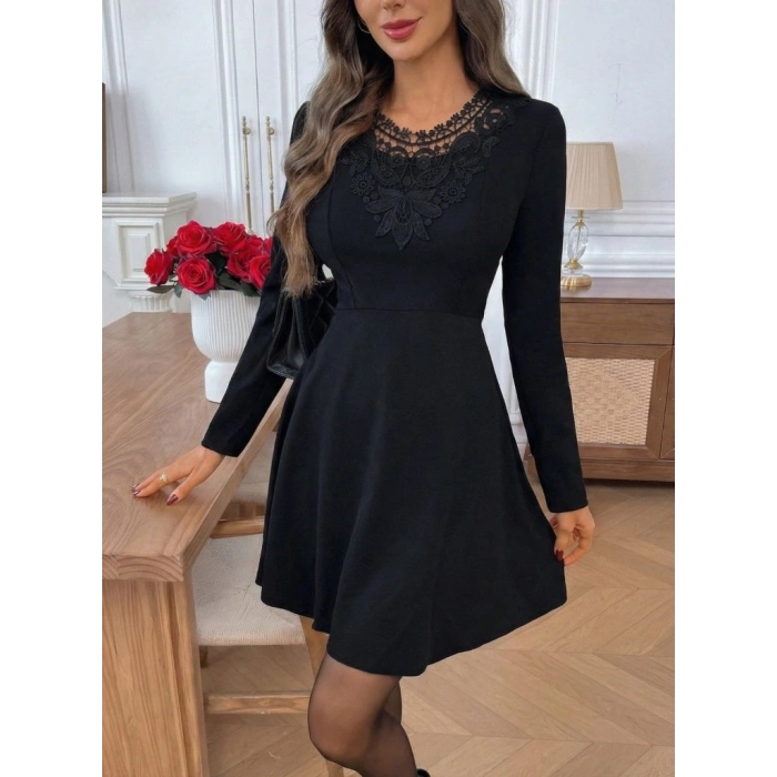 MARSiLYAN- Kadın Uzun Kollu Yakası Dantelli Mini Ithal Krep Elbise