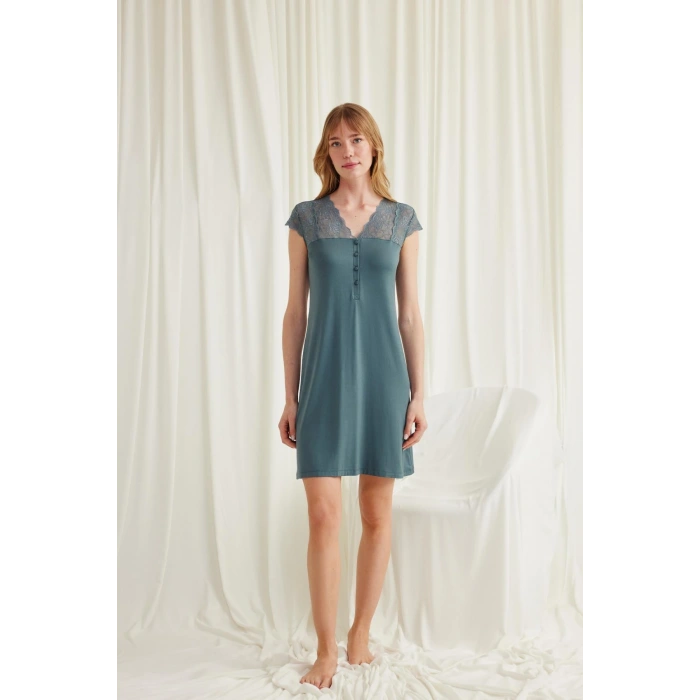 MARSiLYAN-  Kolu Omzu ve Yakası Dantelli Önü Düğmeli Gecelik