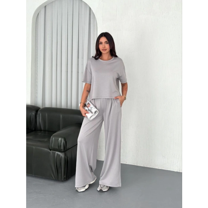 MARSiLYAN- Osy Modal Yumuşak Dokulu Kumaş Bisiklet Yaka T-shirt  Bol Paça Pantalon Ikili Takım - Boyalı Gri
