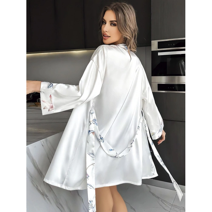 MARSiLYAN-  Özel Tasarım Çiçek Desenli Göğüs Dekolteli Sabahlıklı 2li Beyaz Saten Gecelik Takımı