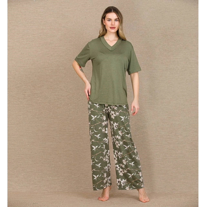 MARSiLYAN-  Şık Tasarım Çiçek Desenli Yeşil Kısa Kol Viskon Pijama Takımı