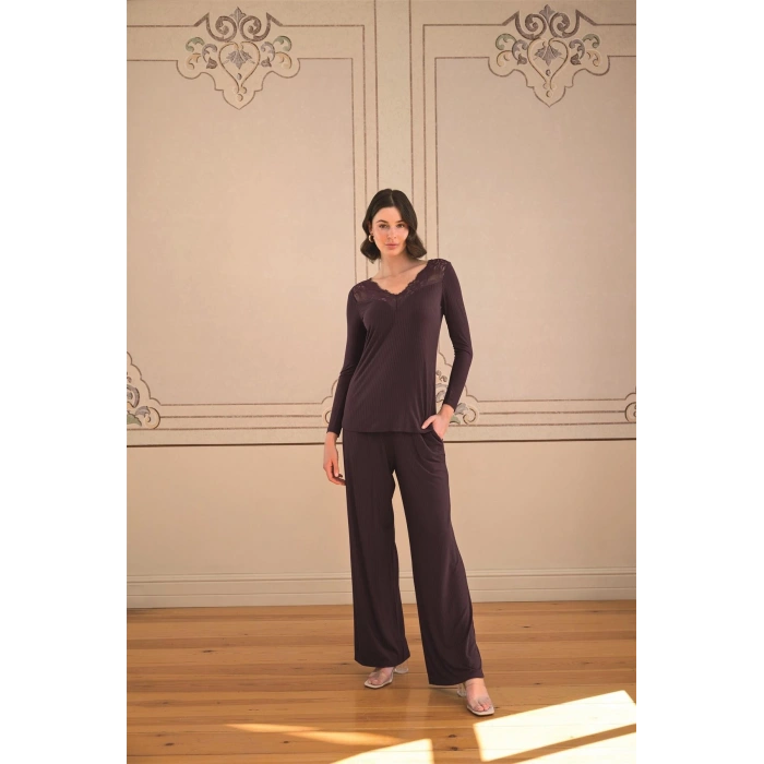 MARSiLYAN-  Uzun Kollu ve Dantelli Pijama Takımı