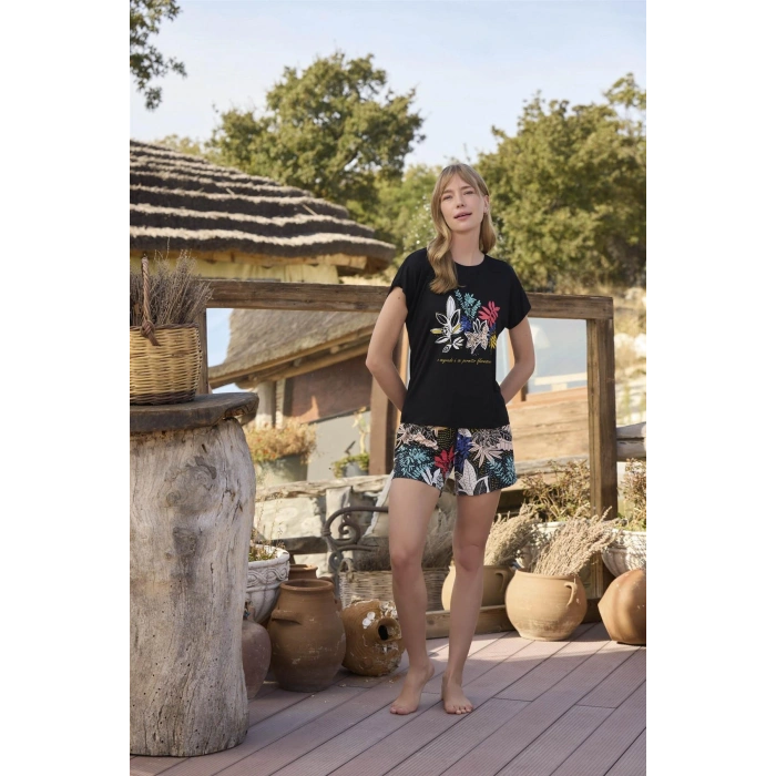 MARSiLYAN-  Yaprak Desenli ve Baskılı o Segredo e se Permitir Florescer Şort Takımı