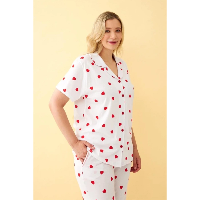 MİRAY- Kadın Beyaz Kırmızı Kalp Desenli Önden Düğmeli Büyük Beden Pijama Takımı