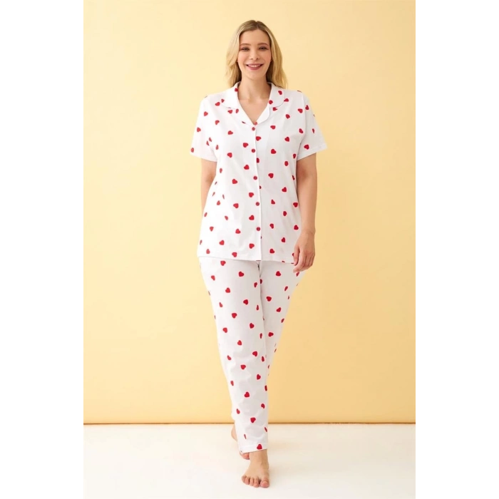 MİRAY- Kadın Beyaz Kırmızı Kalp Desenli Önden Düğmeli Büyük Beden Pijama Takımı