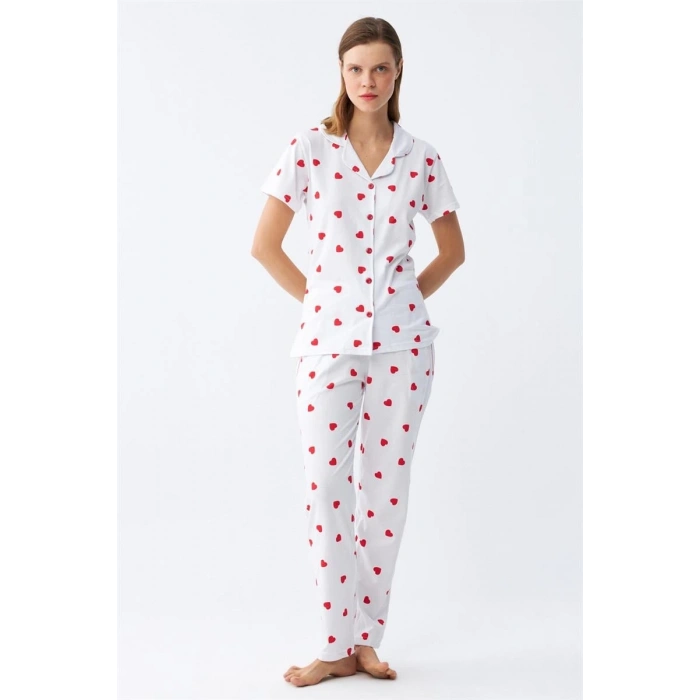 MİRAY- Kadın Beyaz Kırmızı Kalpli Önden Düğmeli Pijama Takımı