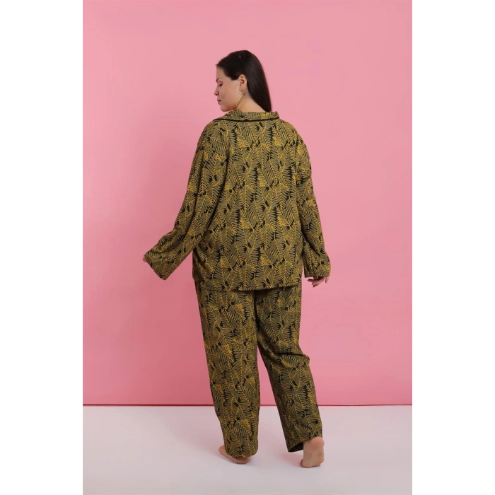 MİRAY- Kadın Büyük Beden Tropikal Yaprak Desenli Düğmeli Pijama Takımı