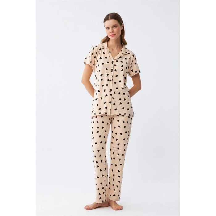 MİRAY- Kadın Krem Rengi Kalp Desenli Önden Düğmeli Pijama Takımı