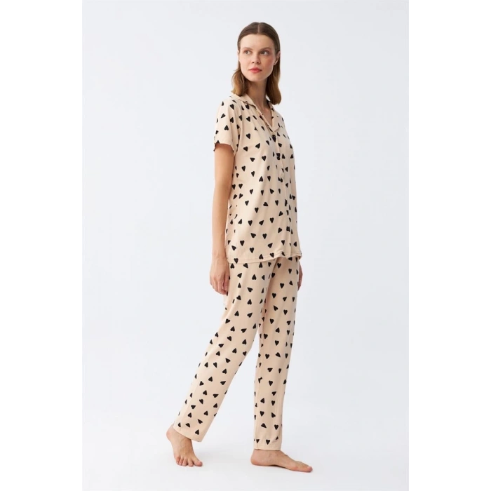 MİRAY- Kadın Krem Rengi Kalp Desenli Önden Düğmeli Pijama Takımı