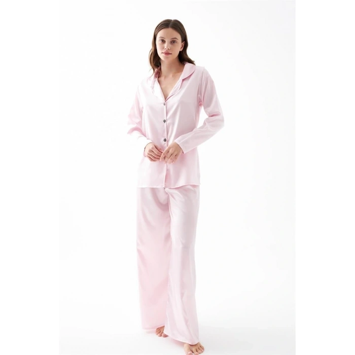 MİRAY- Kadın Pembe Oversize Saten Pijama Takımı – Rahat Kesim Şık Ev Giyim Seti