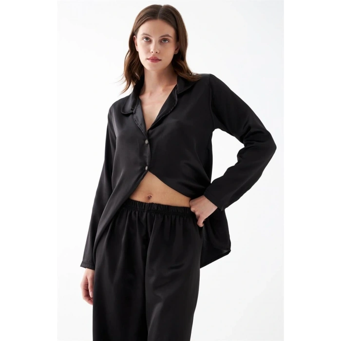 MİRAY- Kadın Siyah Oversize Saten Pijama Takımı – Rahat Kesim Şık Ev Giyim Seti