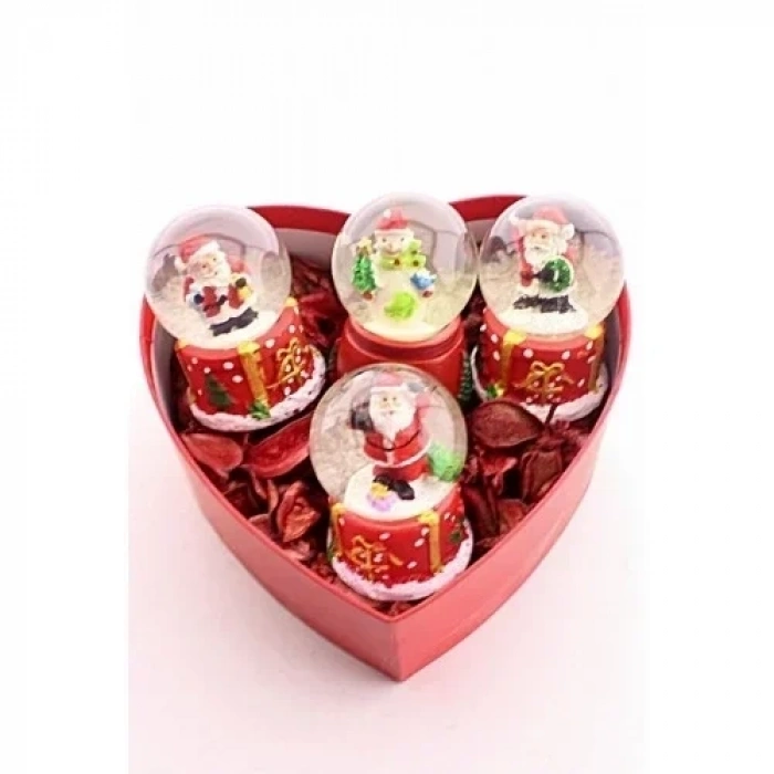 Özel Kalp Kutu İçinde 4 Adet Mini Noel Baba Kar Küresi 6,5 cm ve 50 gr Kuru Gül