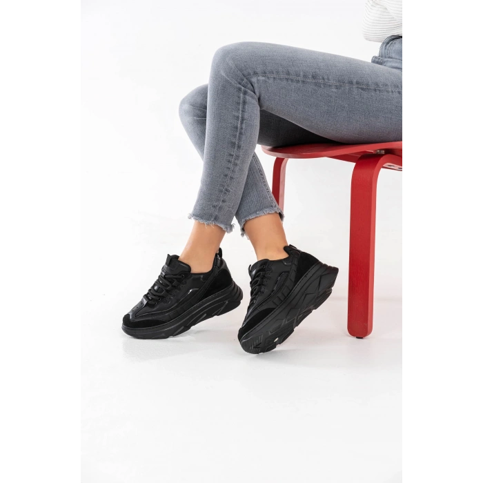 Paloma Siyah Bağcıklı Spor Ayakkabı