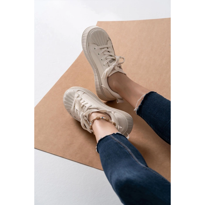 Patricia Bej Taş Detaylı Bağcıklı Spor Ayakkabı