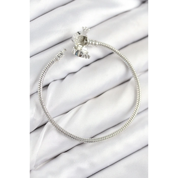 Pirinç Charm Zirkon Taşlı Taç Model Gümüş Renk Kadın Bileklik - TJ-BB7802