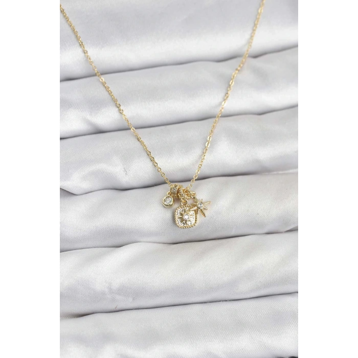 Pirinç Gold Renk Minimal Charmlı Kadın Kolye - TJ-BKO10803