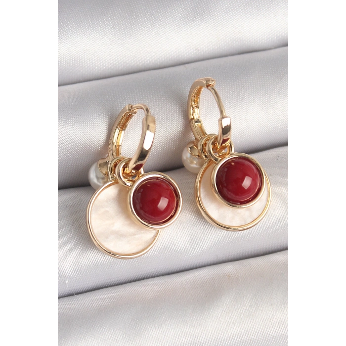 Pirinç Gold Renk Sallantı Beyaz Mineli Bordo Detay Kadın Küpe - TJ-BKP10362