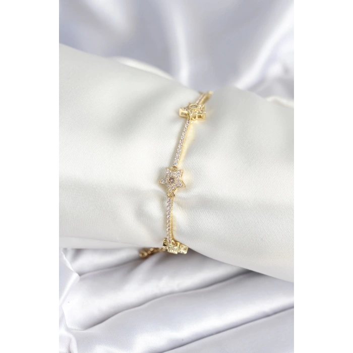 Pirinç Gold Renk Yıldız Model Kadın Bileklik - TJ-BB7986