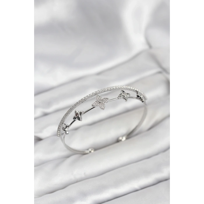 Pirinç Gümüş Renk Çiçek Model Kadın Bileklik - TJ-BB8254