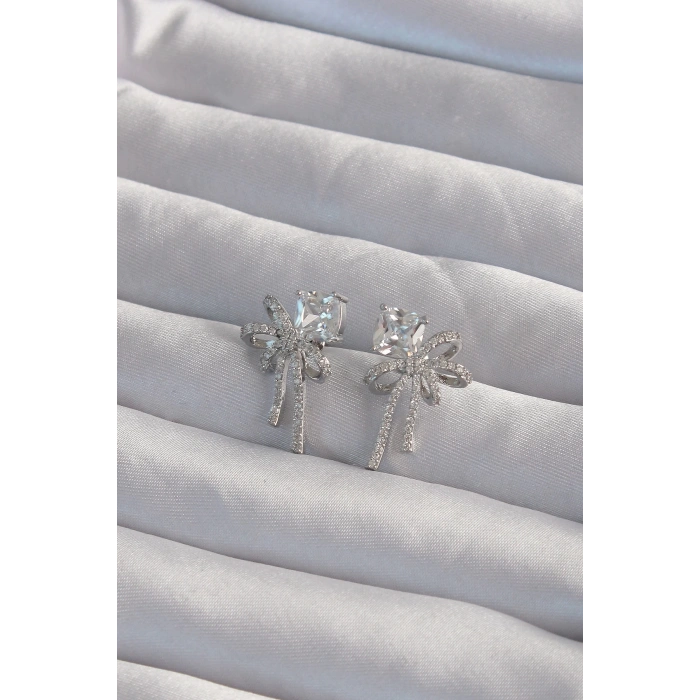 Pirinç Gümüş Renk Kare Zirkon Taşlı Fiyonk Küpe - TJ-BKP9306