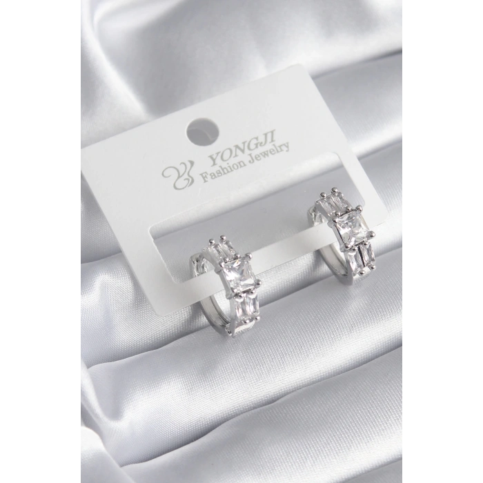 Pirinç Gümüş Renk Kare Zirkon Taşlı Kadın Küpe - TJ-BKP8351