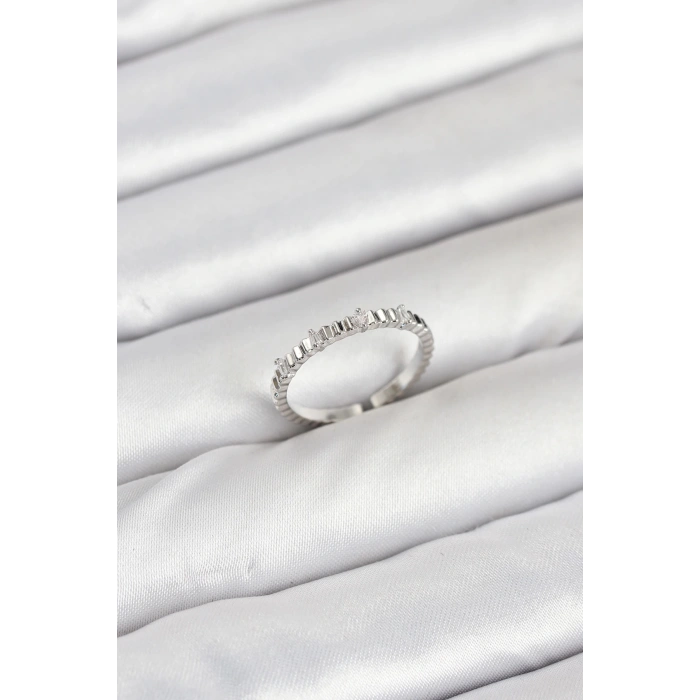 Pirinç Gümüş Renk Lazer Kesim Kadın Yüzük - TJ-BYK3893