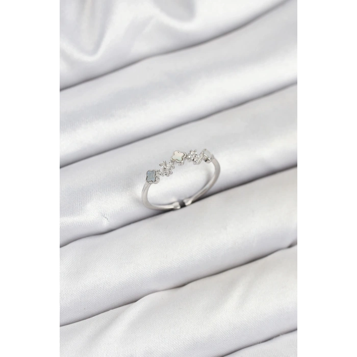 Pirinç Gümüş Renk Minimal Yonca Detaylı Kadın Yüzük - TJ-BYK3843