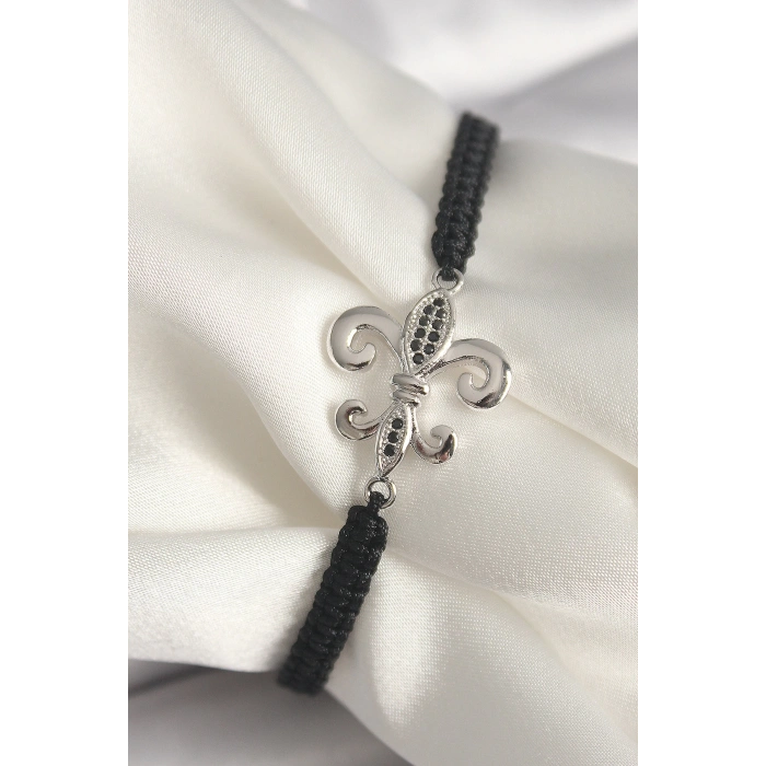 Pirinç Gümüş Renk Zirkon Taş İşlemeli Zambak Model Asansörlü Makrome Model Kadın Bileklik - TJ-BB6806