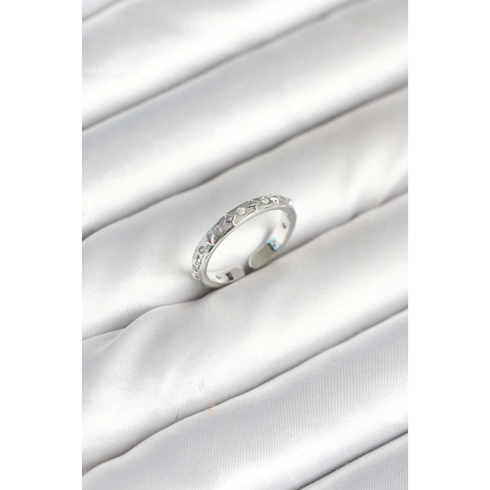 Pirinç Gümüş Renk Zirkon Taşlı Kadın Yüzük - TJ-BYK3902