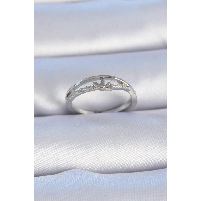 Pirinç Gümüş Renk Zirkon Taşlı Kalp Model Kadın Yüzük - TJ-BYK3303