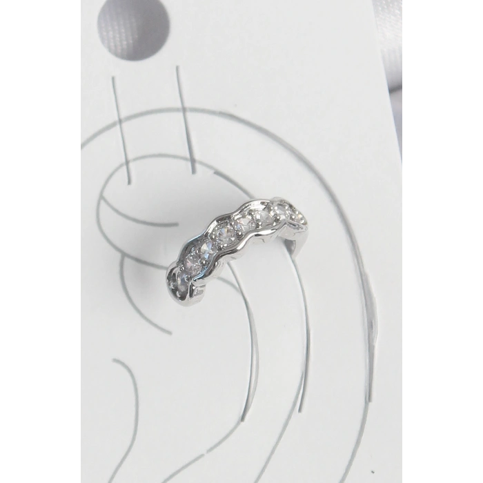 Pirinç Gümüş Renk Zirkon Taşlı Kıkırdak Model Kadın Küpe - TJ-BKP10550