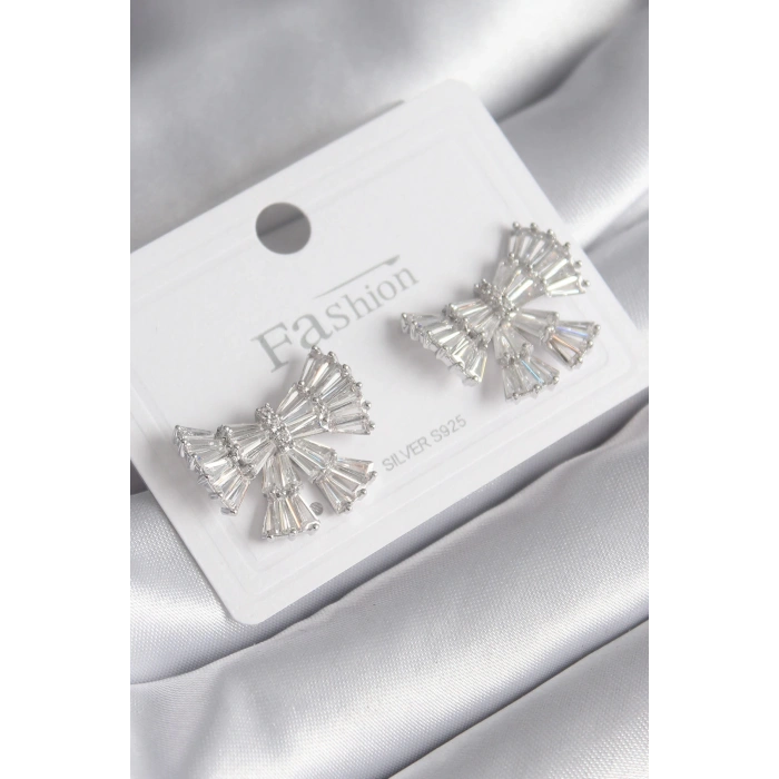 Pirinç Gümüş Renk Zirkon Taşlı Kurdele Model Kadın Küp - TJ-BKP8600