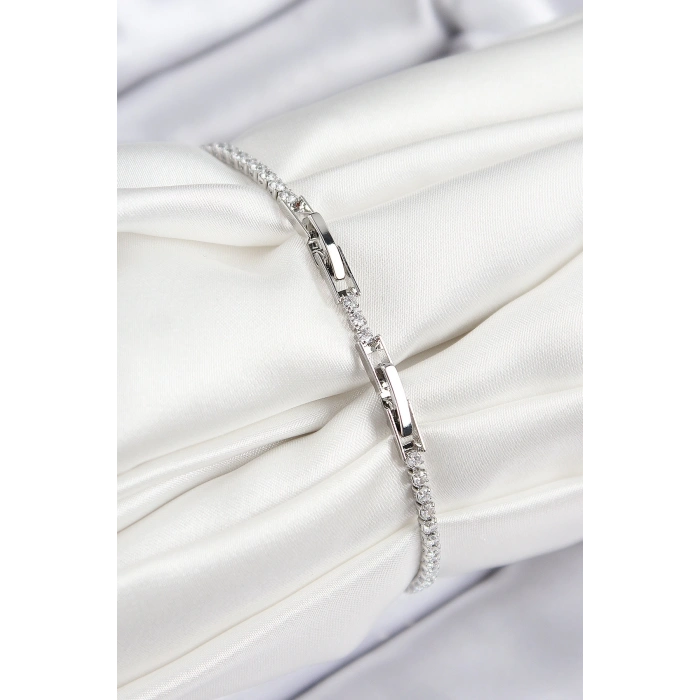 Pirinç Zirkon Taşlı Nazar Model Gümüş Renk Kadın Bileklik - TJ-BB7704