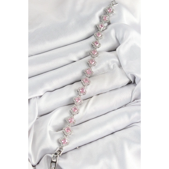 Pirinç Zirkon Taşlı Pembe Yonca Baget Model Gümüş Renk VIP Seri Kadın Bileklik - TJ-BB7505