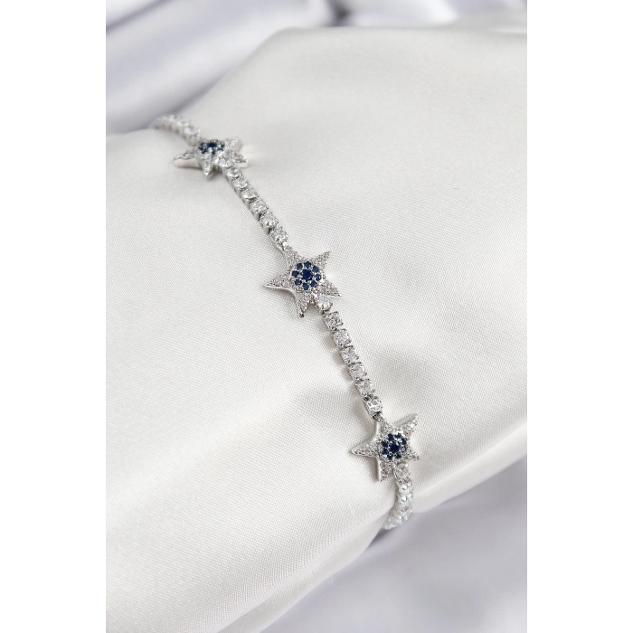 Pirinç Zirkon Taşlı Yıldız Model Gümüş Renk Kadın Bileklik - TJ-BB7700