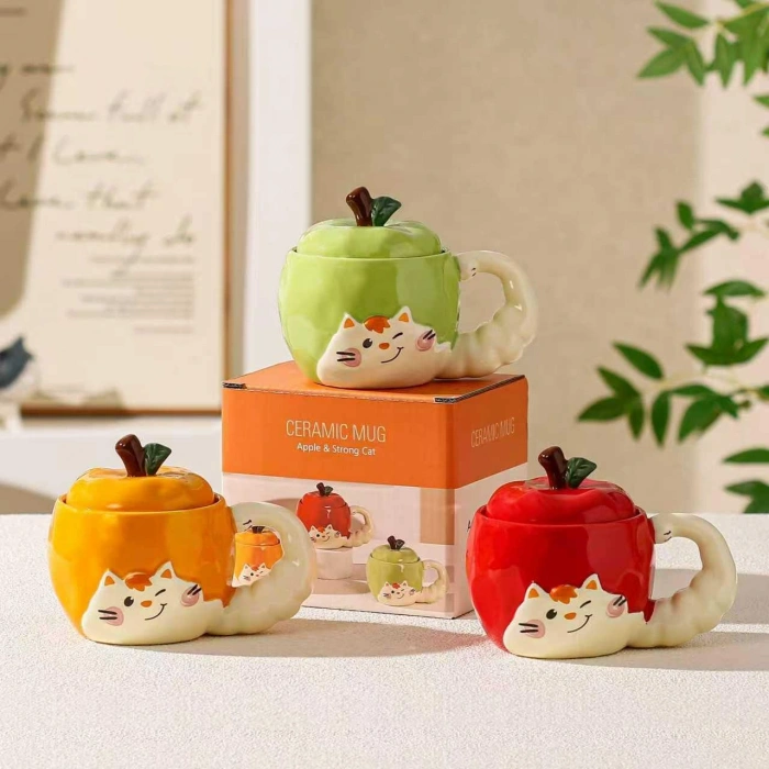 Şımarık Kedi Tasarımlı Seramik Kupa