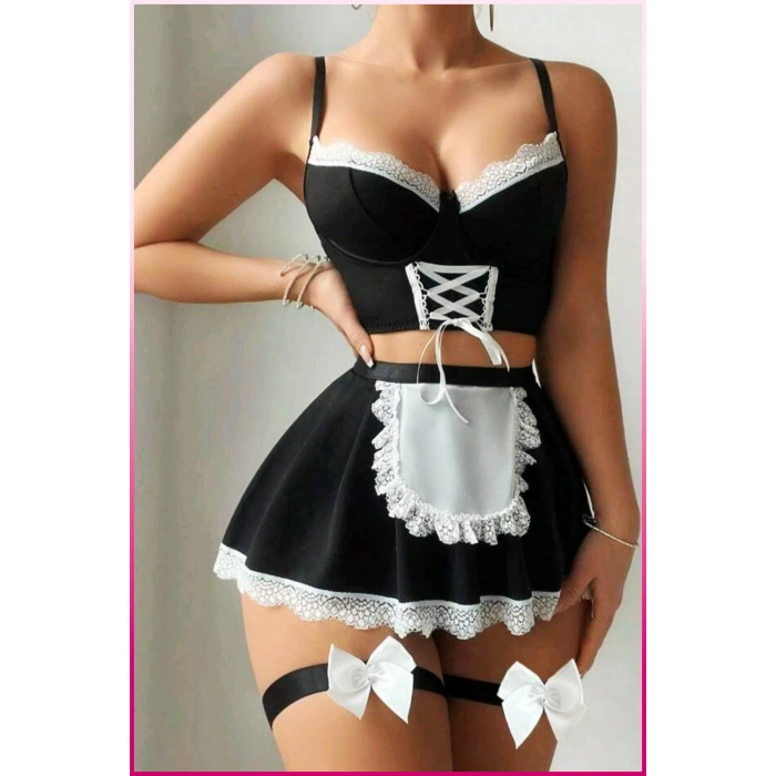 Siyah Fırfır Detaylı Özel Tasarım İç Giyim Seti