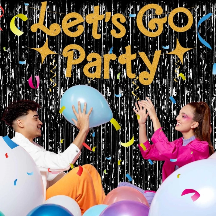 Siyah Renk Ekstra Metalize Parlak Saçaklı Arka Fon Perde İthal A Kalite 1x2 Metre (4887)