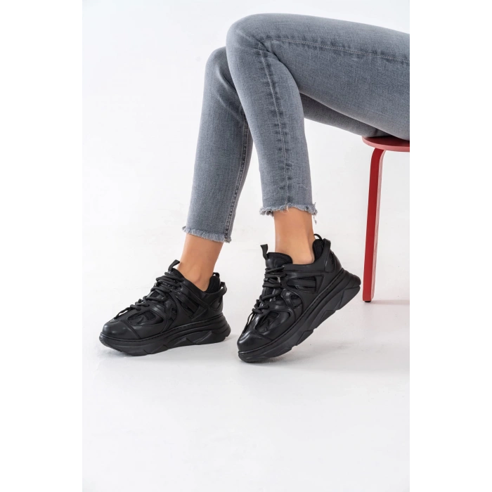 Stefany Siyah Bağcıklı Spor Ayakkabı