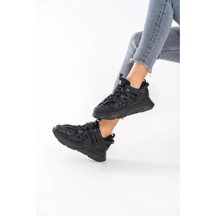 Stefany Siyah Bağcıklı Spor Ayakkabı