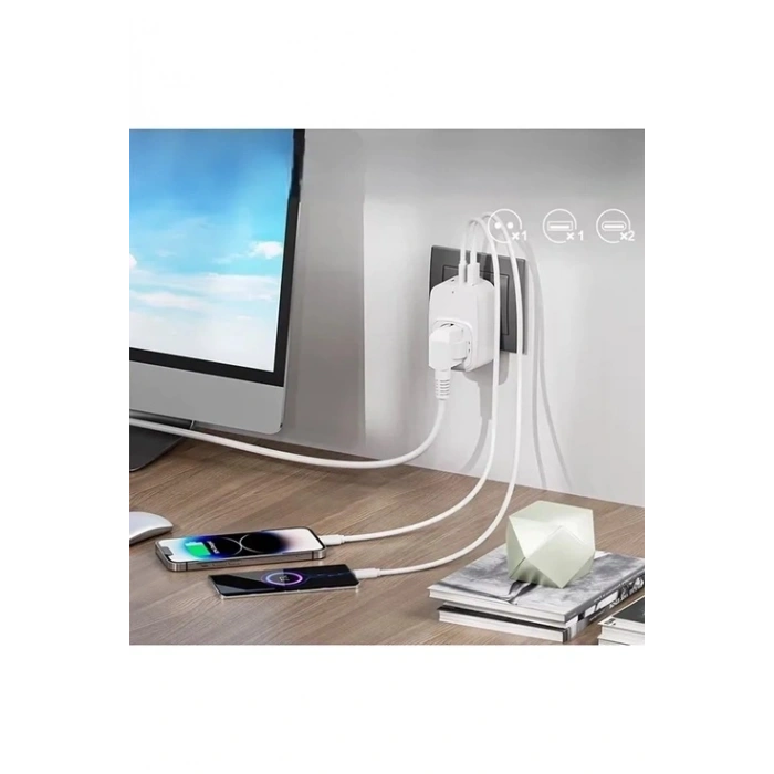 Tekli Yüksek Voltaj Korumalı Duvar Prizi 2x Type-c 1x Usb Çıkışlı Priz Grup Priz Çoğaltıcı Beyaz