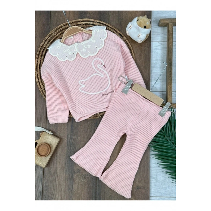 Triko Pudra pembe süzene nakışlı yaka güpürlü ispanyol paça pamuklu kız bebek takım