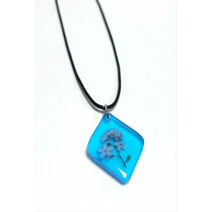 Unutmabeni Çiçeği Baklava Dilimli Epoksi Kolye