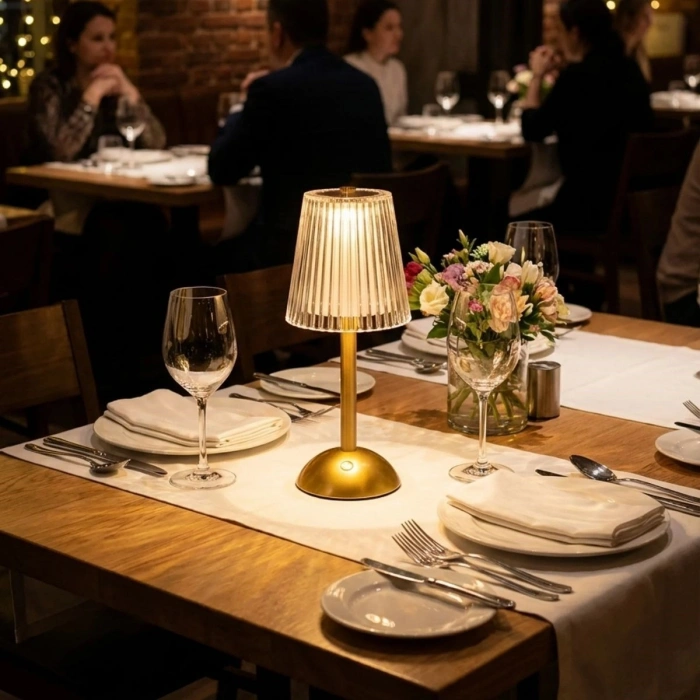 Uzun Klasik Çizgili Model LED Masa Lambası – Dokunmatik, 3 Renk Işık Modlu, Şarjlı Dekoratif Gece Lambası (4887)