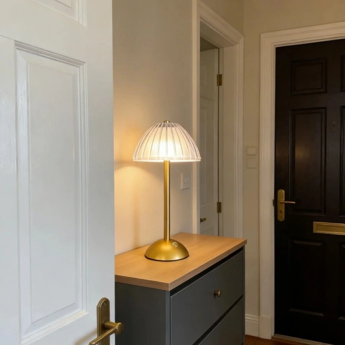 Uzun Mantar Çizgili Model LED Masa Lambası – Dokunmatik, 3 Renk Işık Modlu, Şarjlı Dekoratif Gece Lambası (4887)