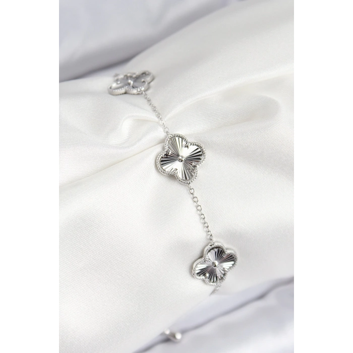 VIP Pirinç Yonca Model Gümüş Renk Kadın Bileklik - TJ-BB7782