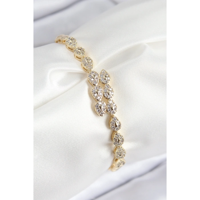 VIP Pirinç Zirkon Taşlı Sıralı Damla Model Gold Renk Kadın Bileklik - TJ-BB7769