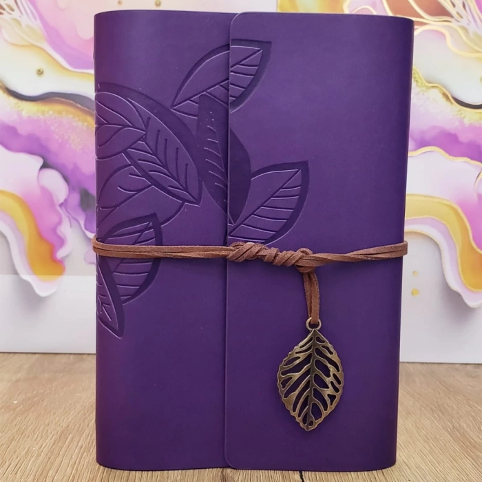 Yaprak Desenli Çizgisiz Deri Defter Mor
