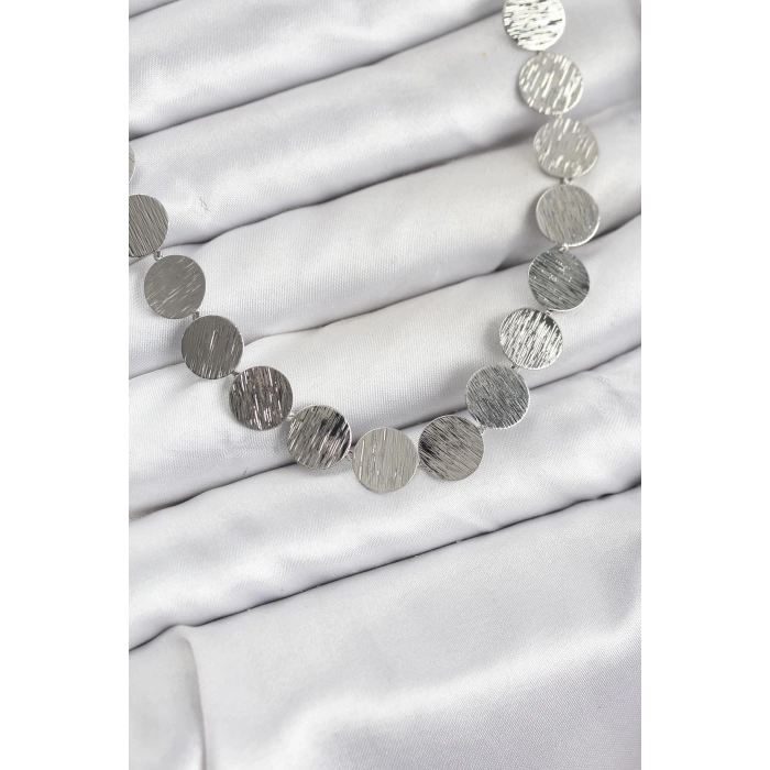 Yuvarlak Plaka Model Gümüş Renk Kadın Kolye - TJ-BKO10826